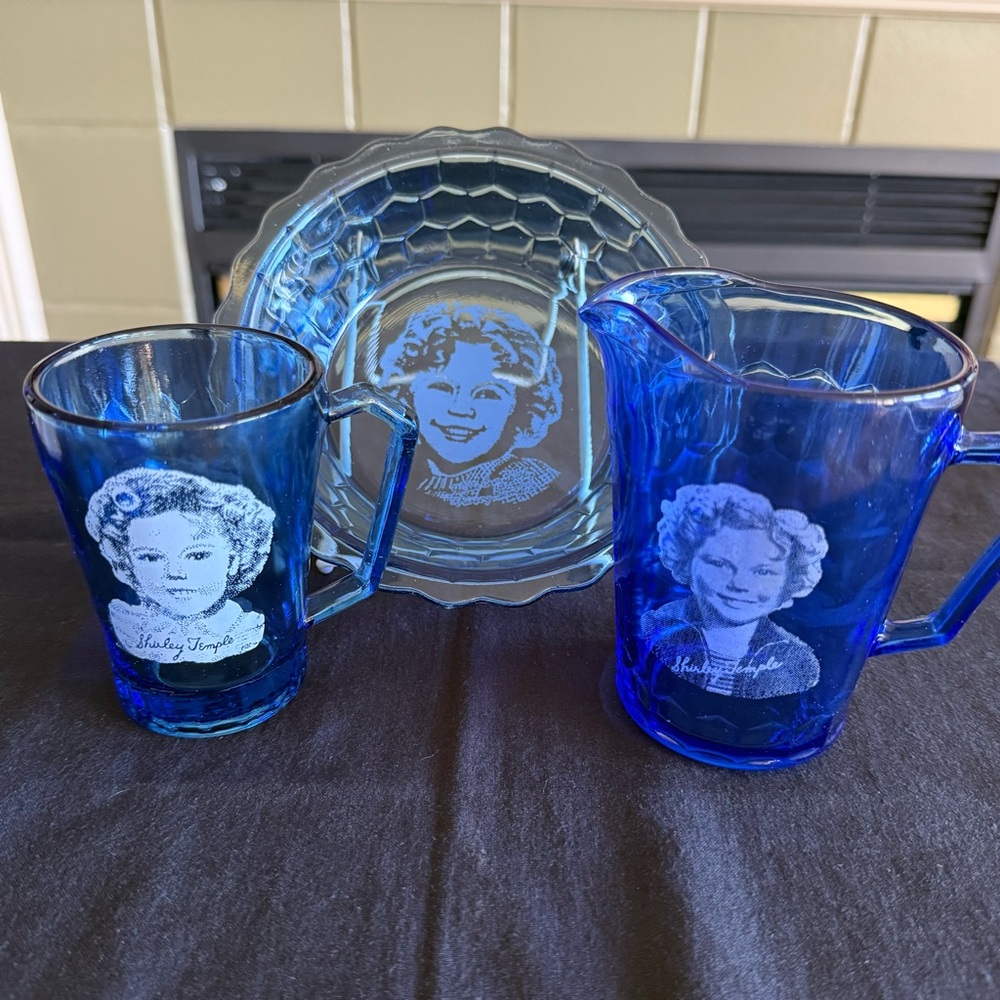 Vintage 1930s Shirley Temple Blue Glassware Set Hollywood Collectibles